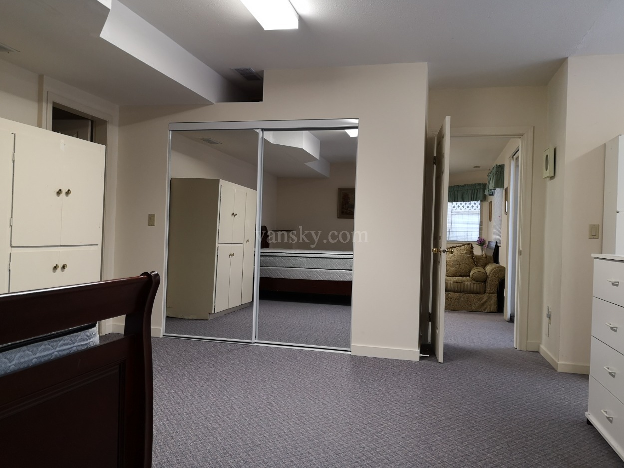 220114130934_Master bedroom 1.jpg
